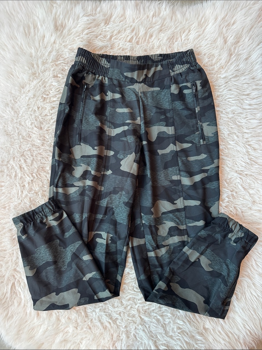 Old Navy Active Women's Camo Track Joggers